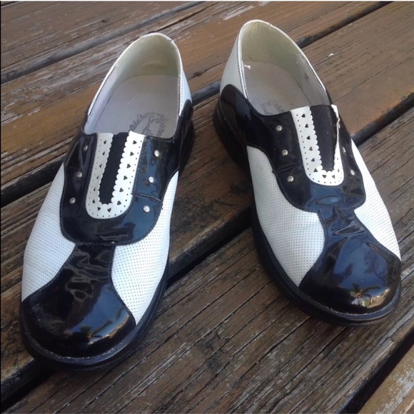 Sandbaggers Shoes - Sandbaggers Wing Tip Leather Golf Shoes 9.5 Fiona